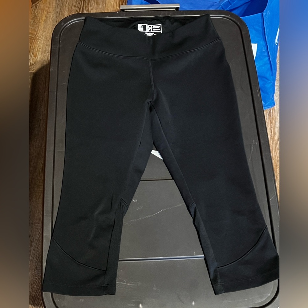 New Balance dry workout capris